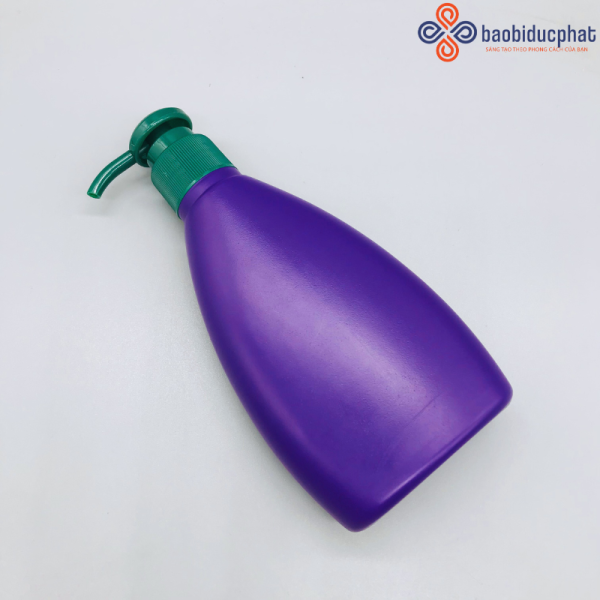 Chai nhựa HDPE 150ml đựng dung dịch vệ sinh màu tím