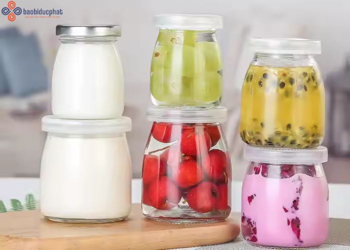 Tại sao nên dùng hũ thủy tinh đựng sữa chua trong sản xuất công nghiệp?
