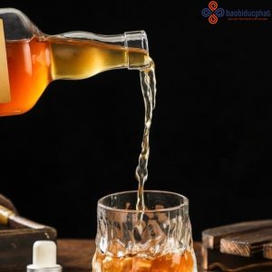 Chai thủy tinh đựng rượu B01-500 dung tích 500ml