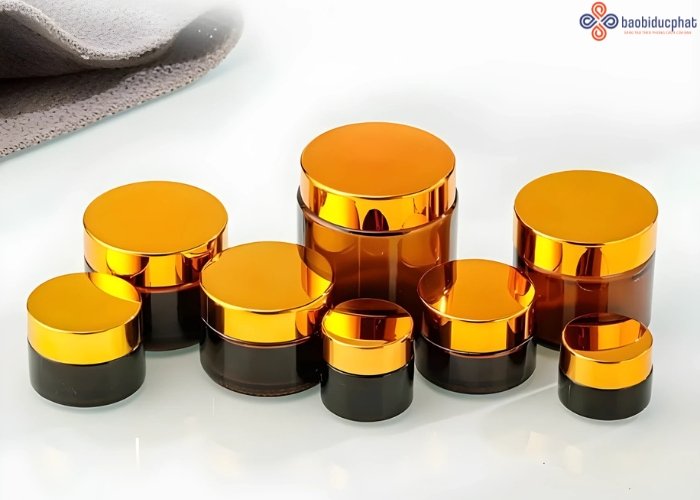 Hũ thủy tinh đựng mỹ phẩm – Giải pháp bao bì xanh cho ngành làm đẹp