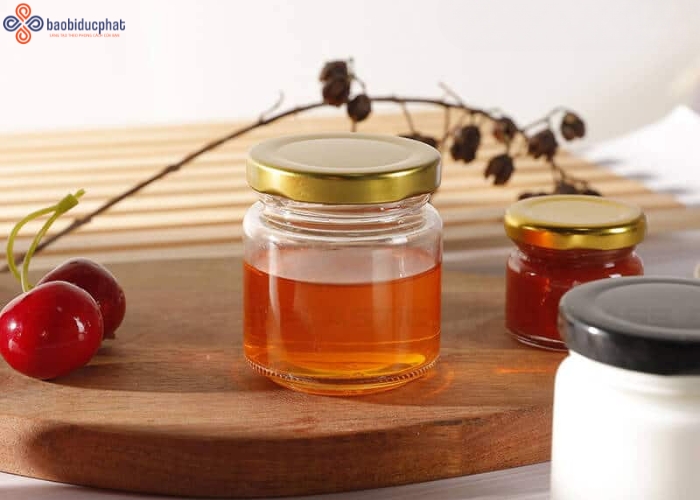 Hũ thủy tinh nhỏ đựng gì? Gợi ý 6 ứng dụng phổ biến