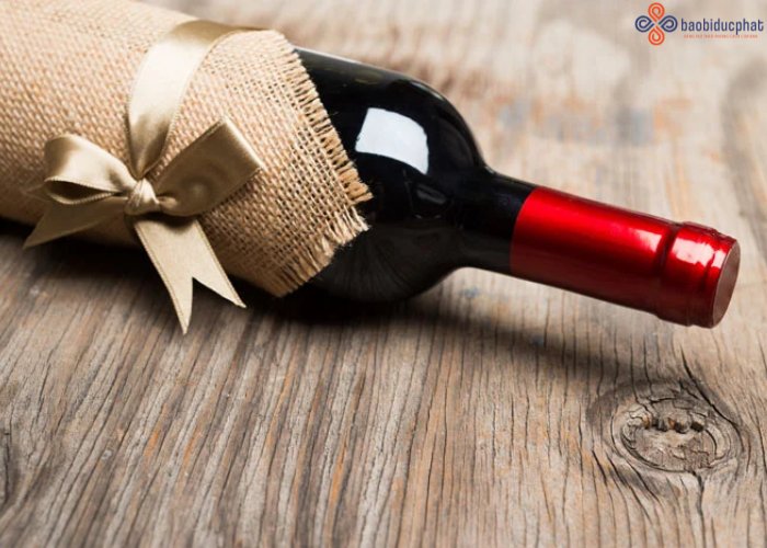Trang Trí Chai Rượu Vang Đẹp Làm Quà Tặng